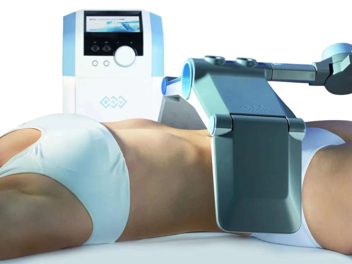 Tratamiento VanquishME para eliminación de grasa abdominal sin cirugía